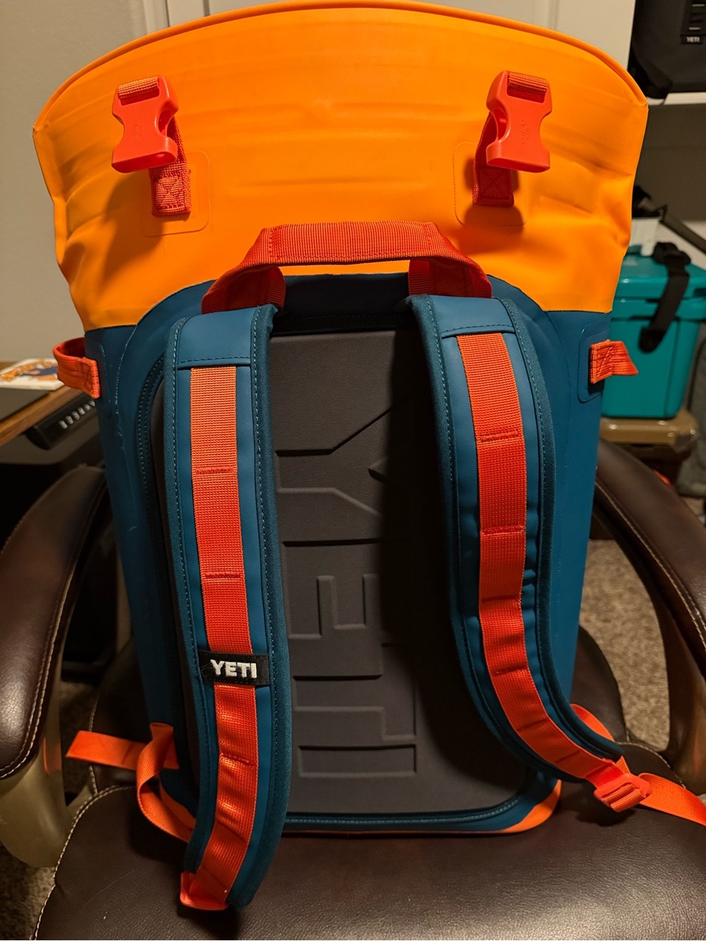 Yeti Teal/King Crab M20 - Picture 2 of 3